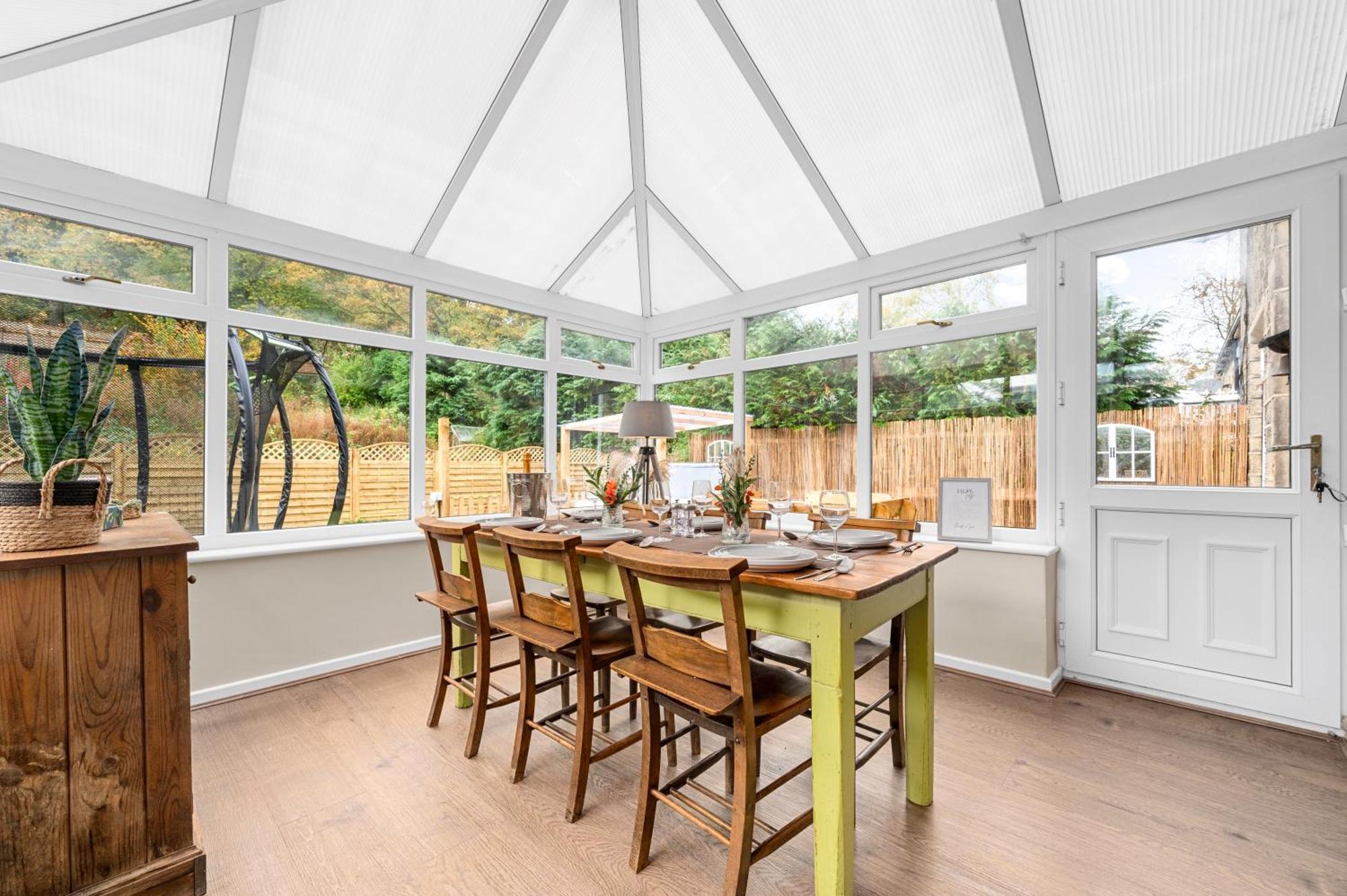 Relax At Little Hawkcliffe Villa Steeton Bagian luar foto